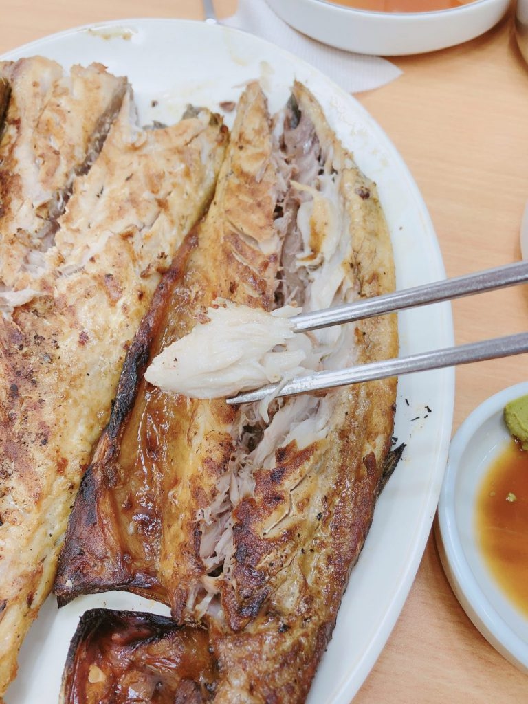 東大門 日本人もハマる ホクホクの絶品焼き魚定食 東大門焼き魚通り One More Korea